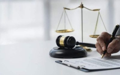 Penalty for Bloggers and Influencers Working in the UAE Without a License